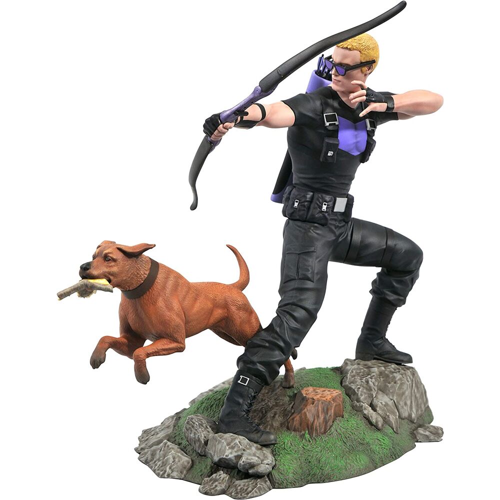 Estatua Diorama Ojo De Halcon + Perro Marvel Gallery Comic 23cm